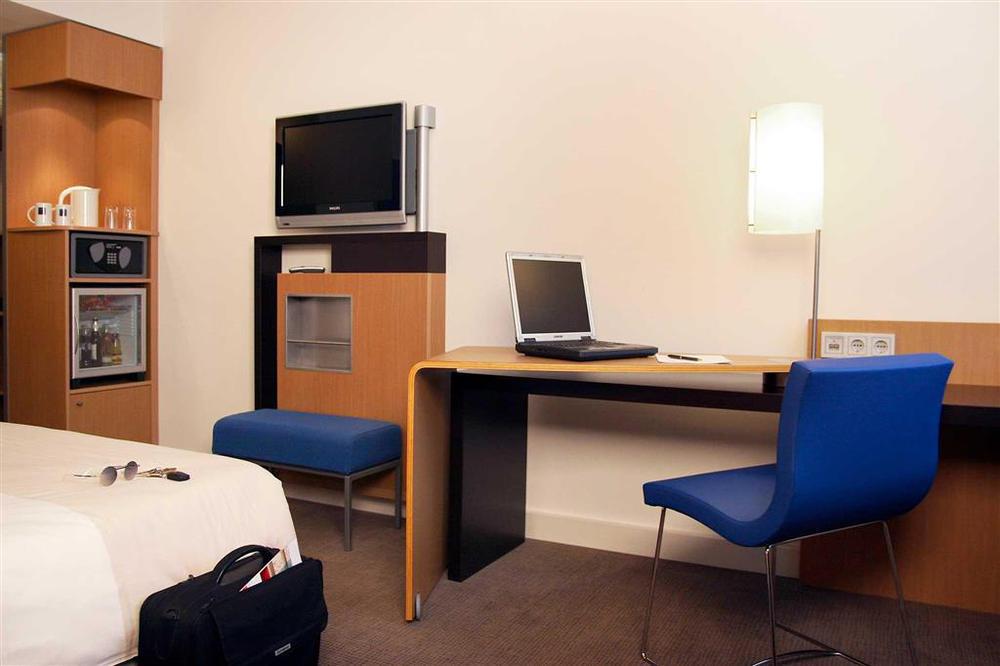 Novotel Nuernberg Am Messezentrum Room photo