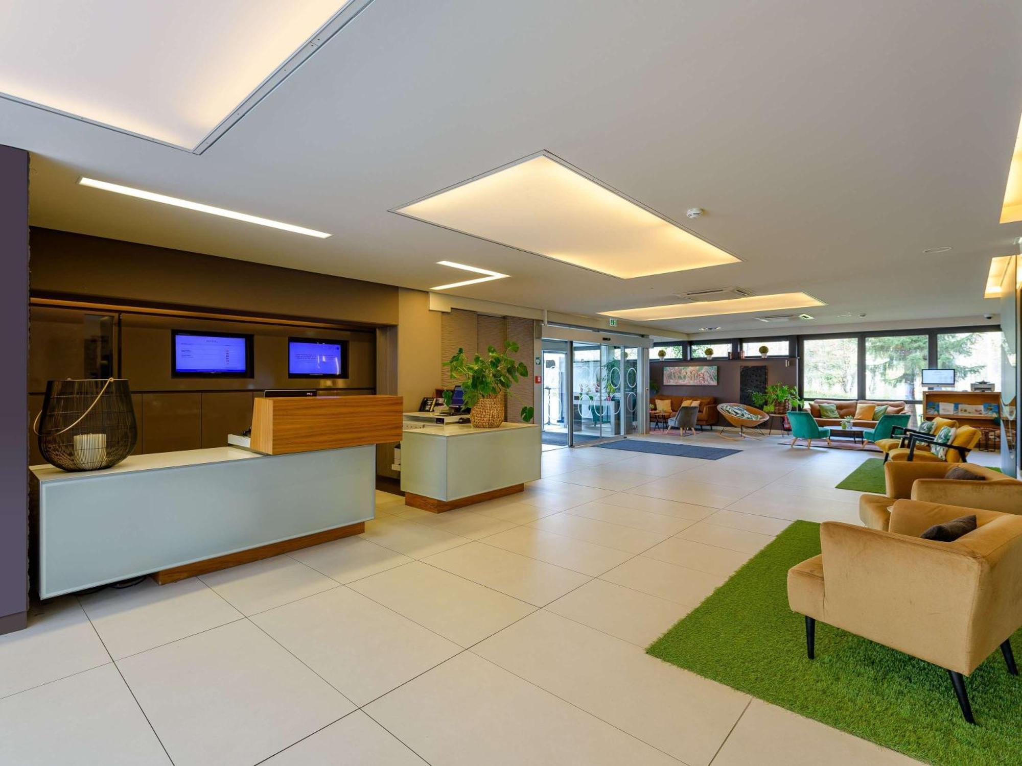Novotel Nuernberg Am Messezentrum Exterior photo